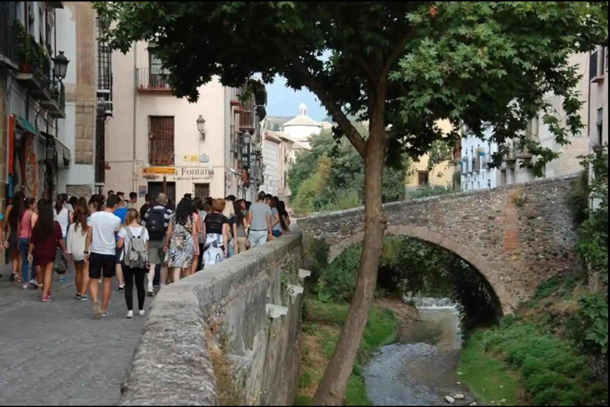 Апартаменты Atico Con Terracita Y Vistas Alhambra, Centro Гранада Экстерьер фото